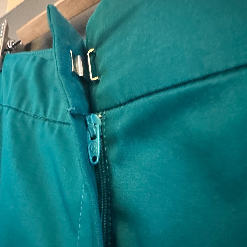 Hot pants - Picture 2 of 4